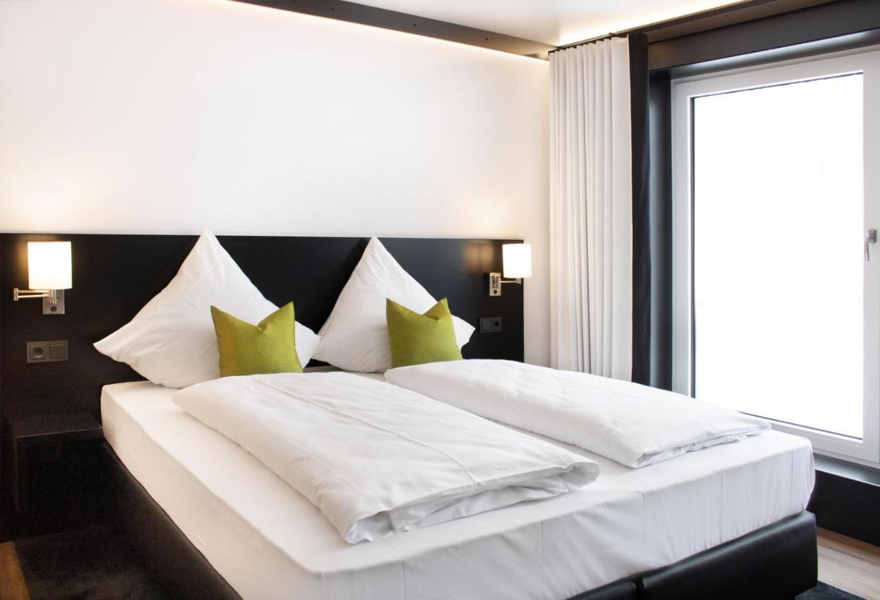 Men Hotel By Wmm Hotels Mengen Exteriör bild